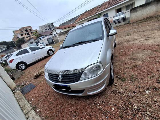 RENAULT LOGAN 1.6 EXPRESSION 8V FLEX 4P MANUAL RENAULT LOGAN 1.6 EXPRESSION 8V FLEX 4P MANUAL